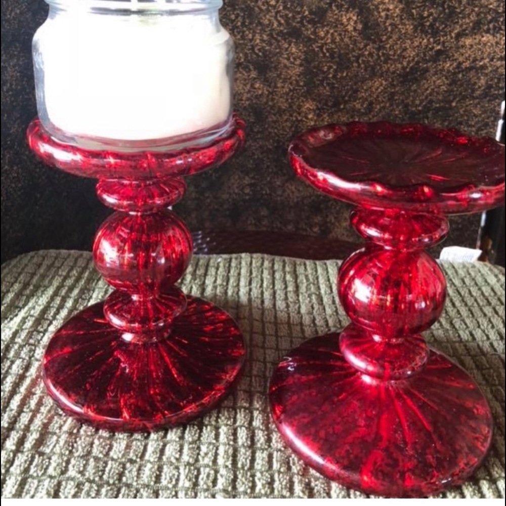 Home interiors-Ch retired Red Blown glass Candle holders